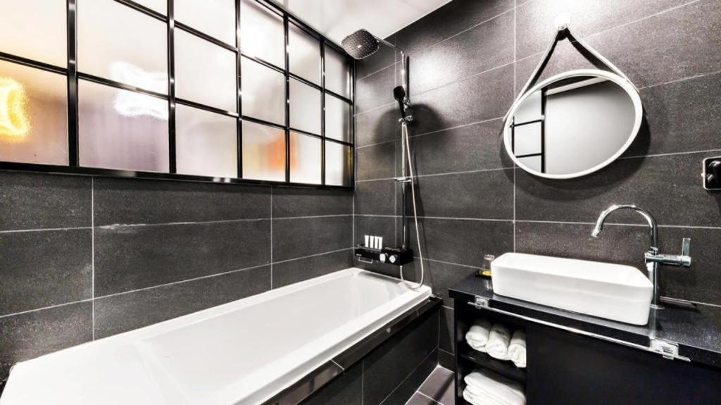 Senne Motel Seul